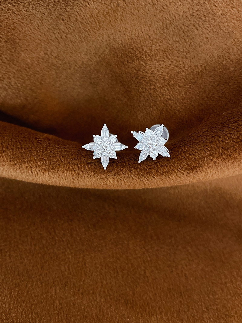 KUGG 100% 18K White Gold Earri - đánh giá và giá Diamond Stud Earrings