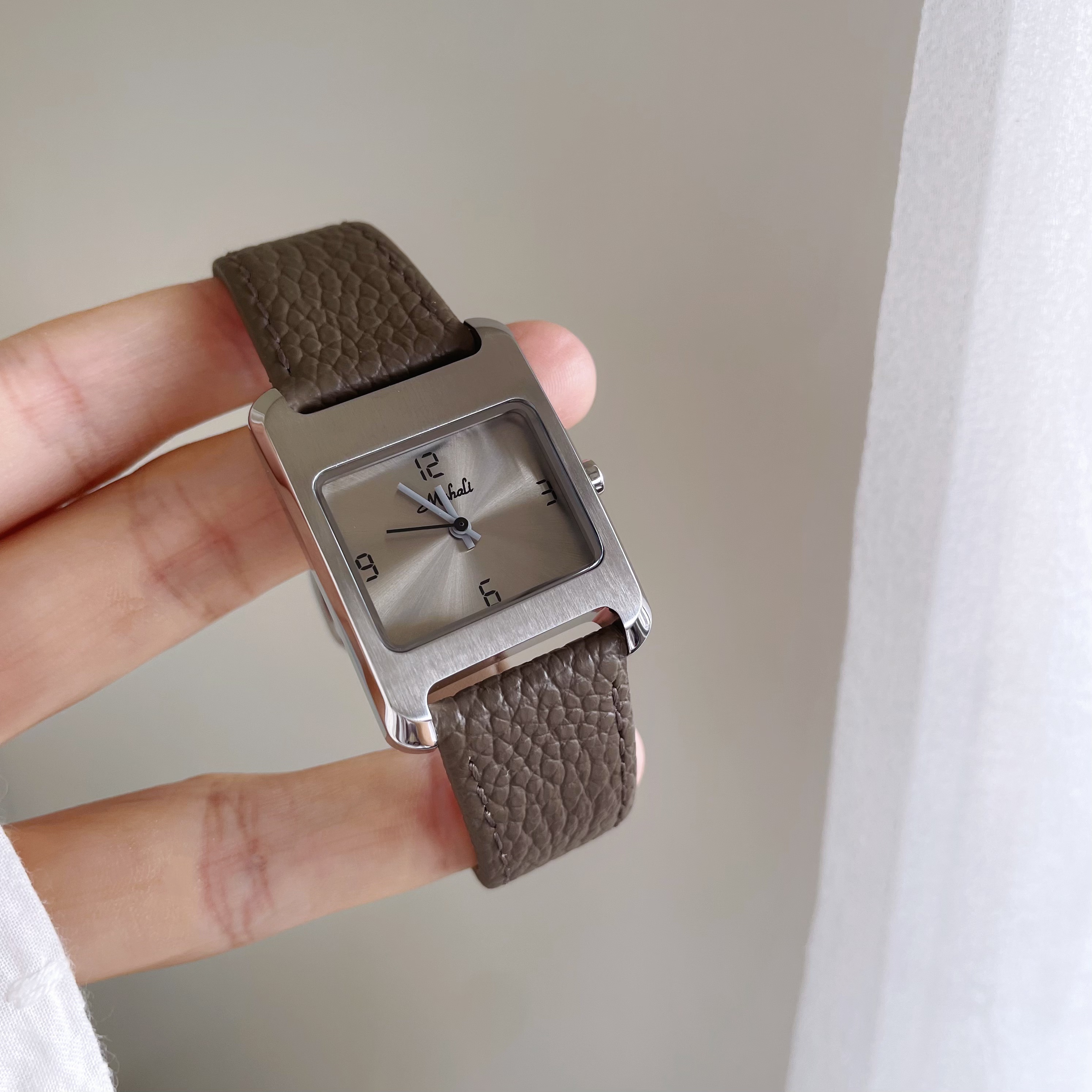 2026 New Luxury Gray Simple El - đánh giá và giá High Jewelry Watches